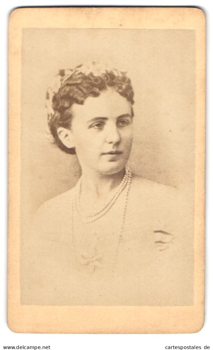 Fotografie Unbekannter Fotograf Und Ort, Prinzessin Maria Anna Von Anhalt-Dessau Mit Perlenkette  - Famous People