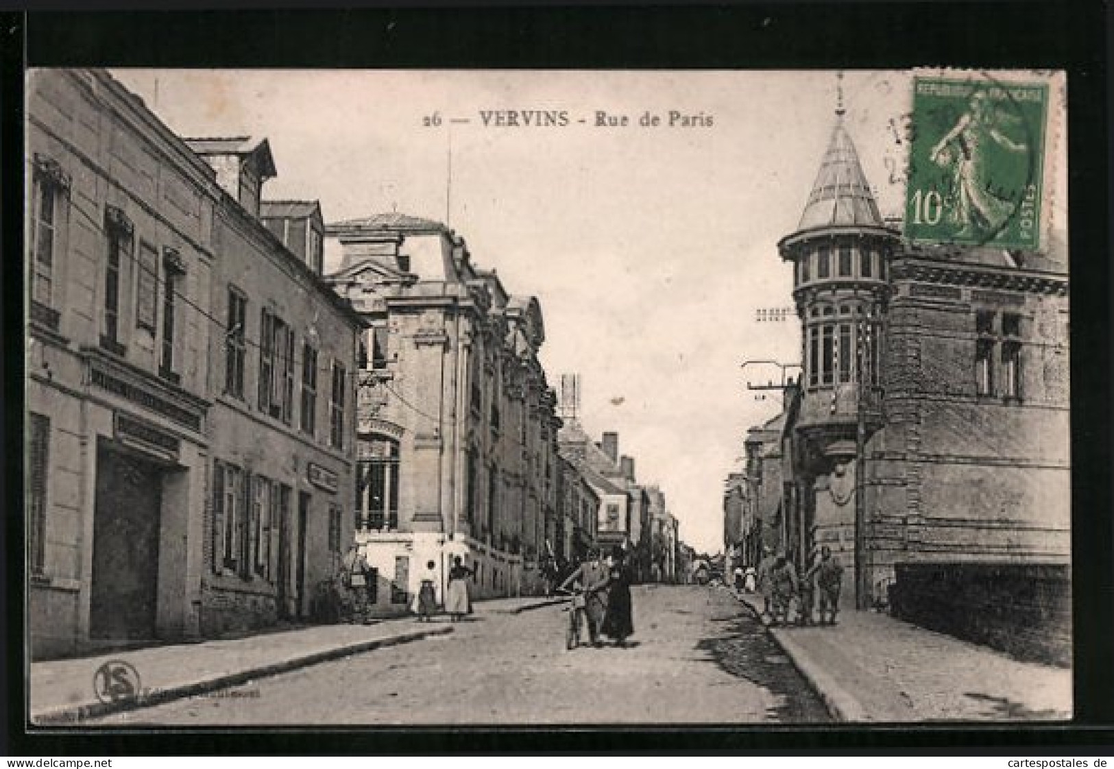 CPA Vervins, Rue De Paris, Vue De La Rue  - Vervins