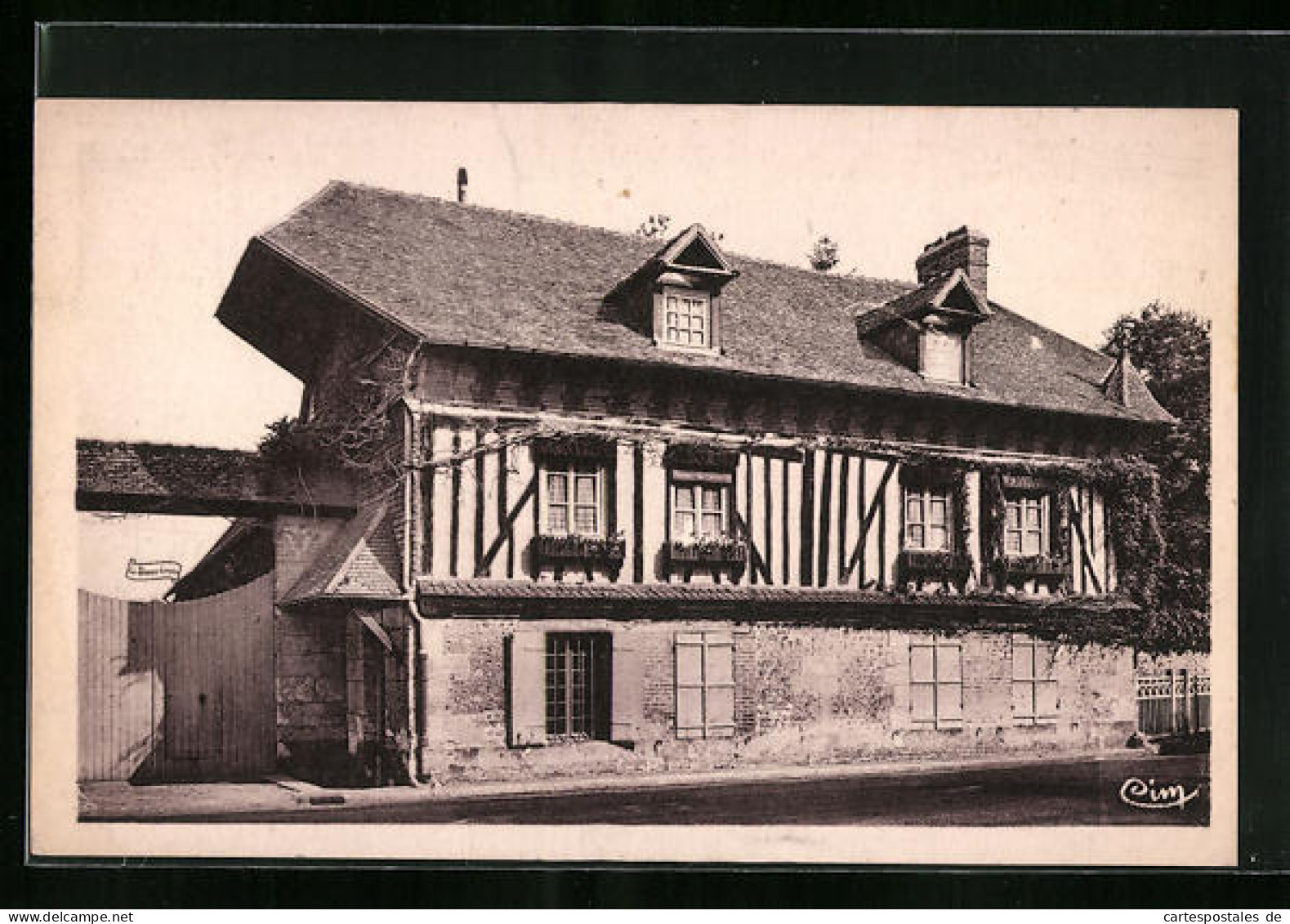 CPA Acquigny, Maison Normande (XVIe Siecle)  - Acquigny