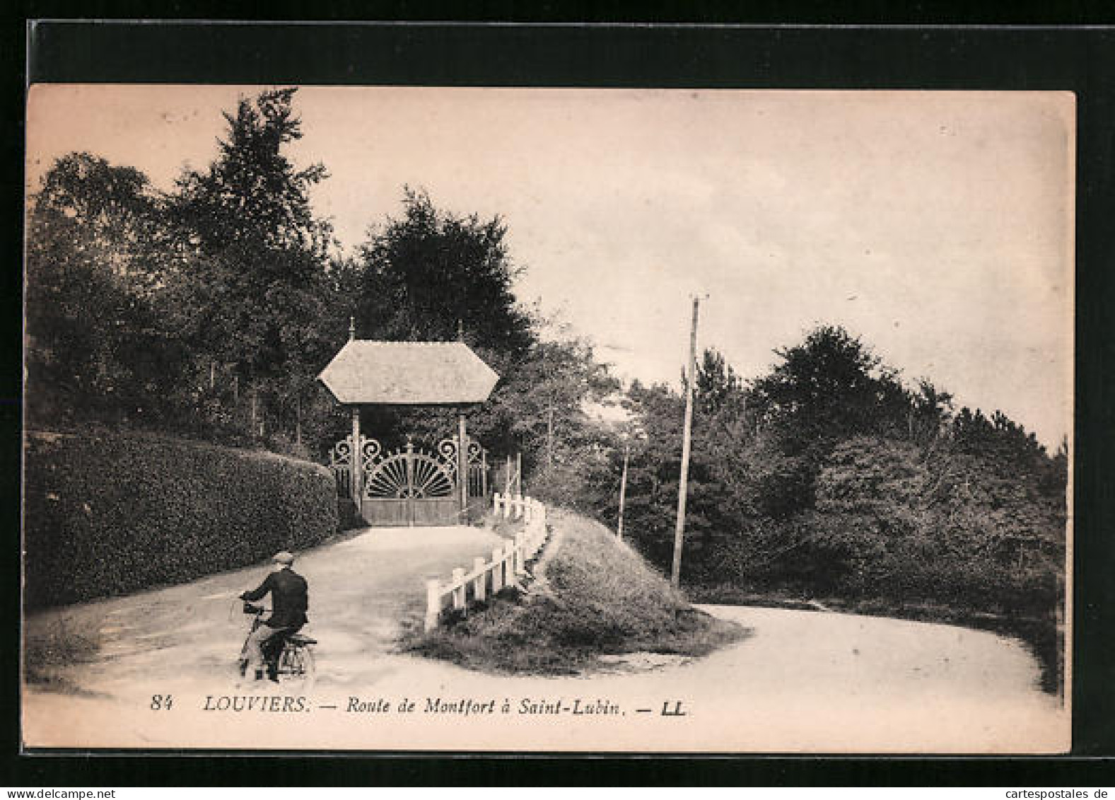 CPA Louviers, Route De Montford A Saint-Lubin  - Louviers