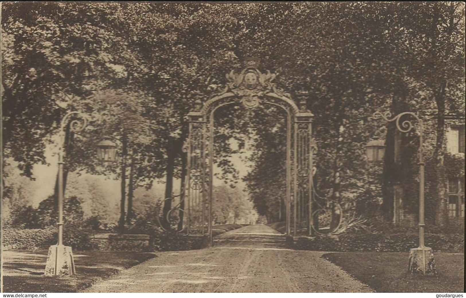 Abbaye Des Vaux-de-Cernay - La Grille D'Honneur - (P) - Vaux De Cernay