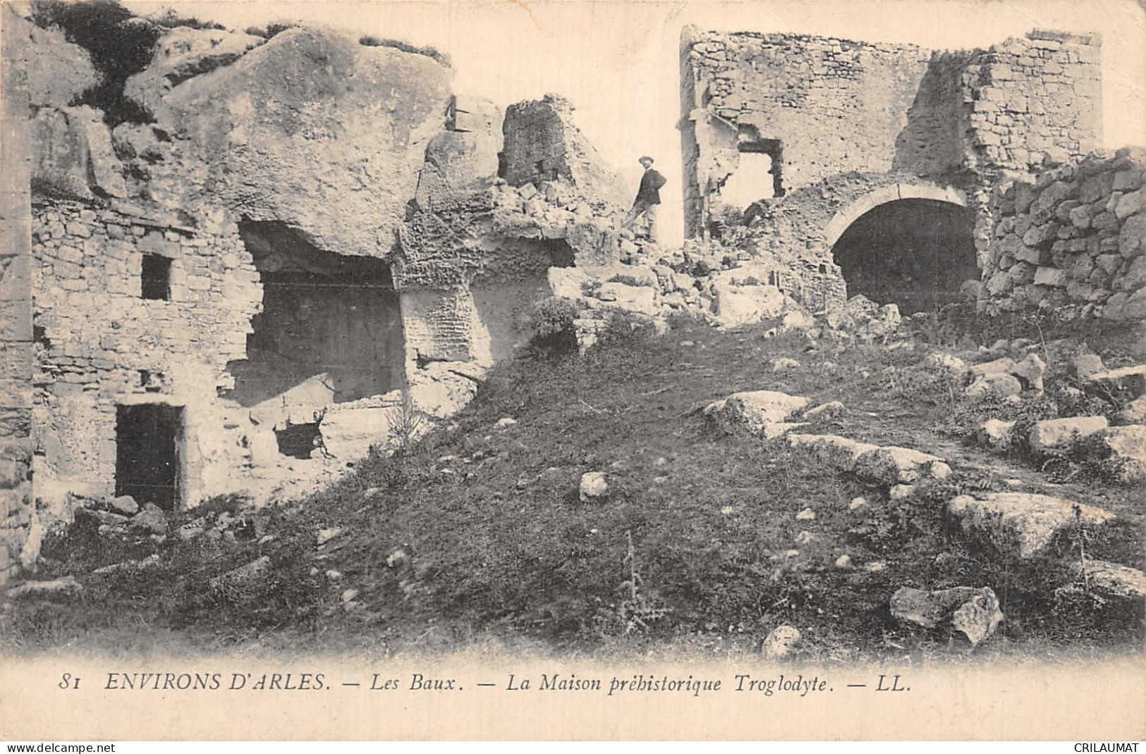 13-LES BAUX MAISON PREHISTORIQUE-N°LP5121-G/0059 - Les-Baux-de-Provence