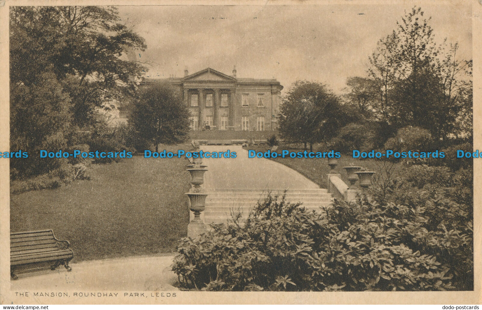 R026555 The Mansion Roundhay Park. Leeds. 1920 - Monde