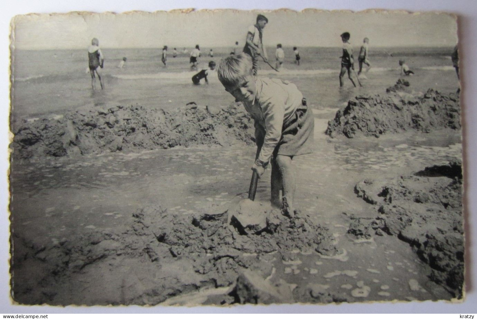 BELGIQUE - FLANDRE OCCIDENTALE - BLANKENBERGE - Jeux De Plage - Blankenberge