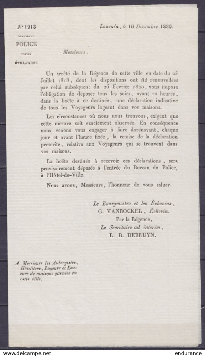Arrêté De Police Daté 10 Décembre 1830 établi à LOUVAIN Concernant L'obligation Des Aubergistes Et Hôtelliers De Déclara - Gesetze & Erlasse