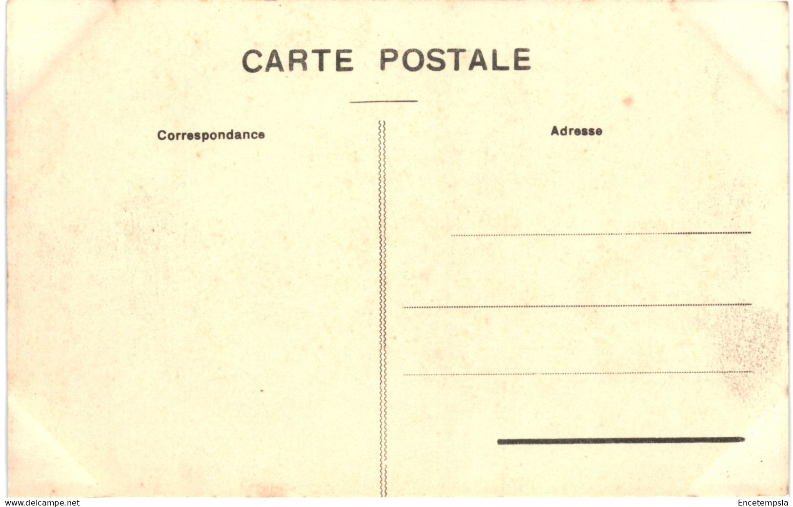 CPA Carte Postale France Vichy Perspective De La Rue De Nîmes VM80432ok - Vichy