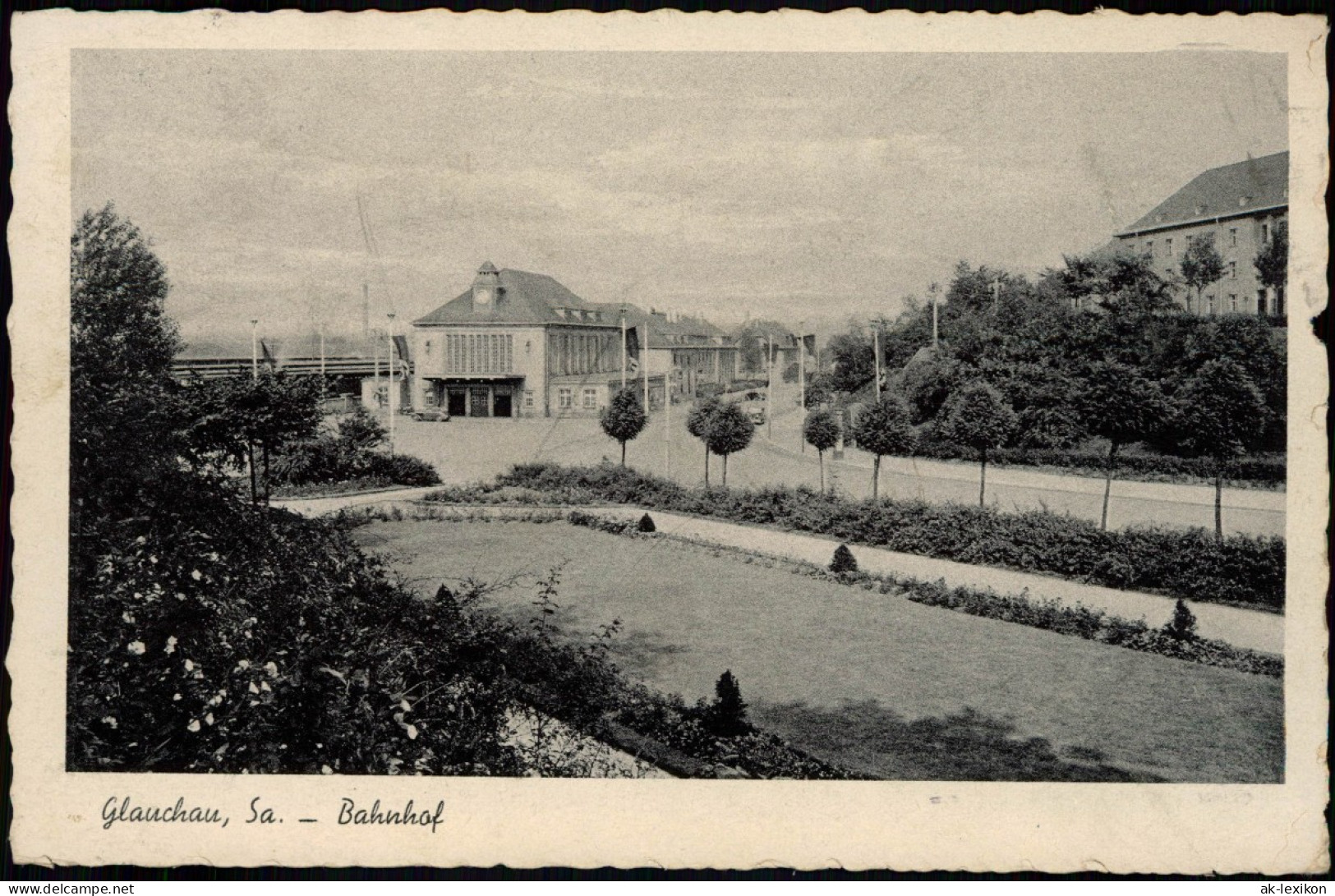 Ansichtskarte Glauchau Bahnhof, Straßenpartie 1943 - Glauchau