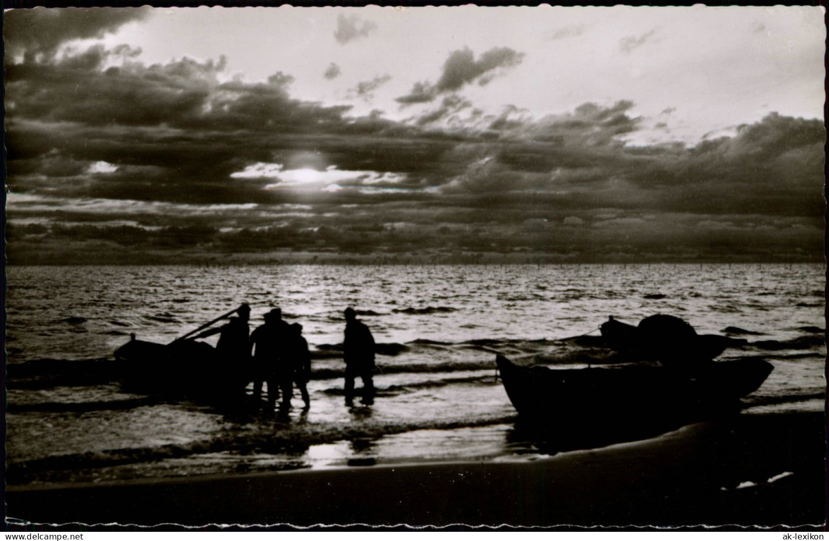 Ansichtskarte  Meer ::: Nordsee Strand Fischer Stimmungsbild 1959 - Unclassified