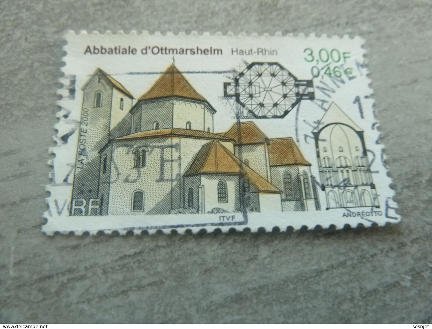 Abbatiale D'Ottmarsheim - Haut-Rhin - 3f. (0.46 €) - Yt 3336 - Multicolore - Oblitéré - Année 2000 - - Eglises Et Cathédrales