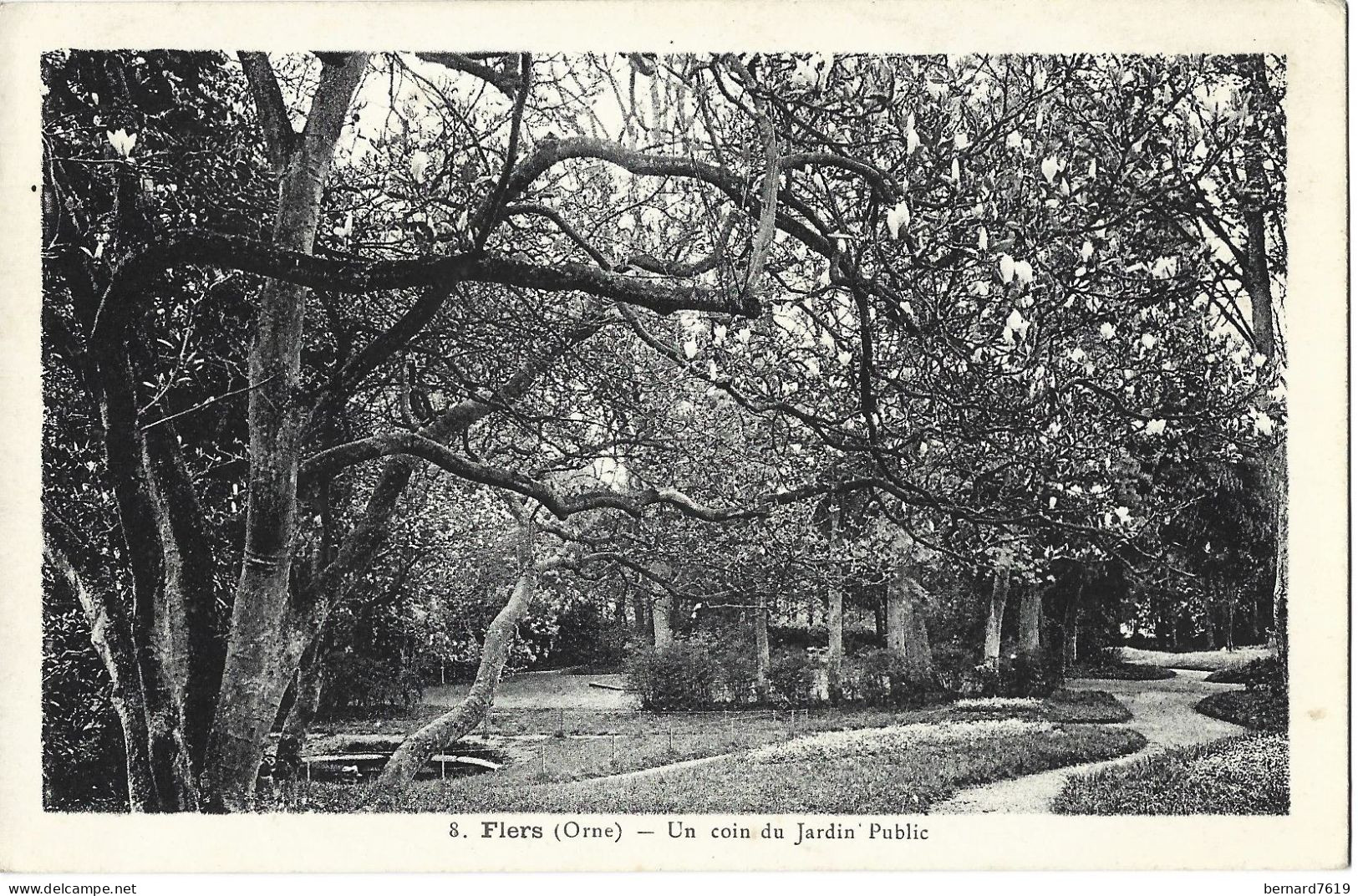 61   Flers - Un Coin Du Jardin Public - Flers