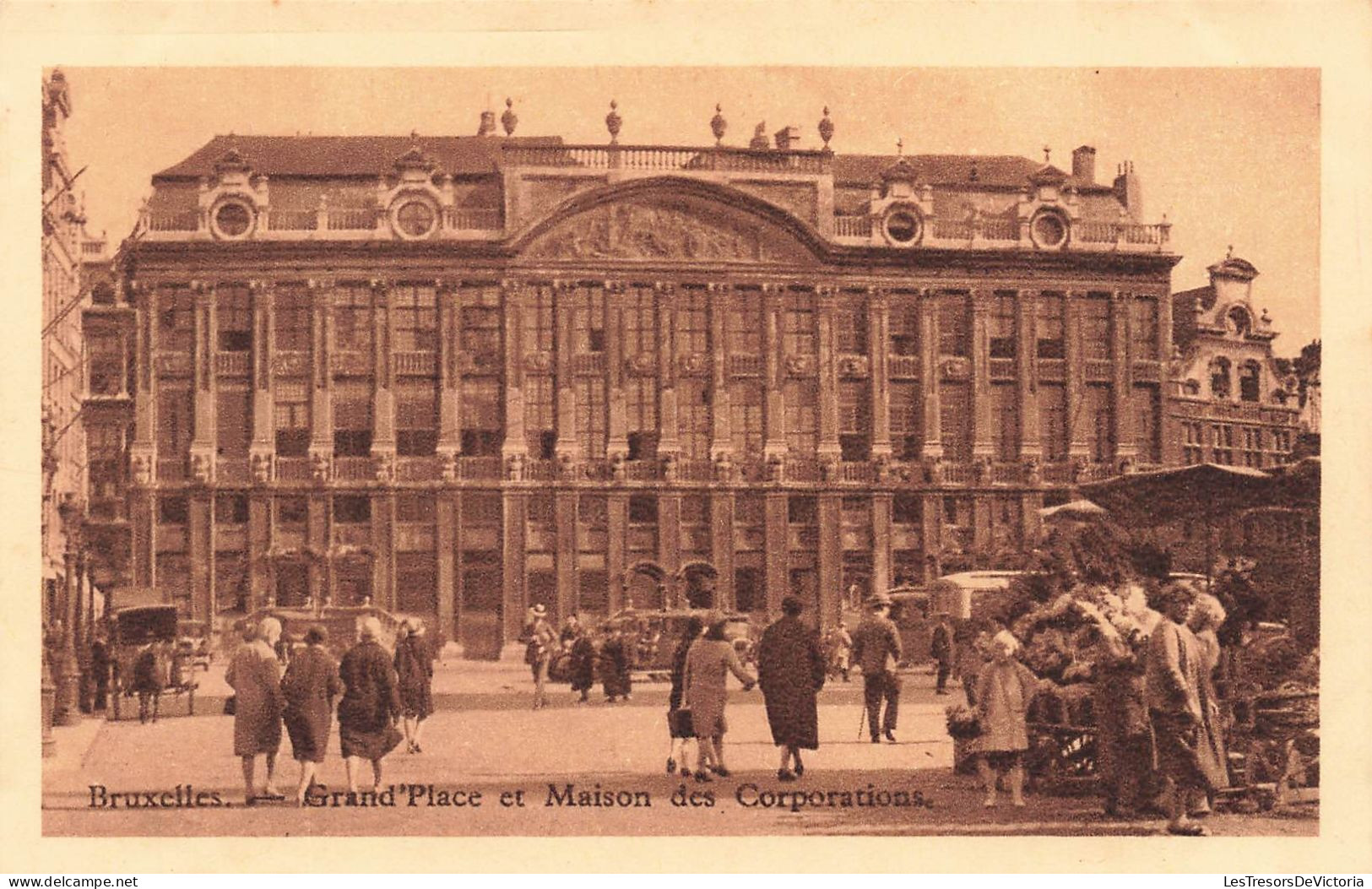 BELGIQUE - Bruxelles - Grand'Place Et Maison Des Corporations - Animé - Carte Postale Ancienne - Piazze