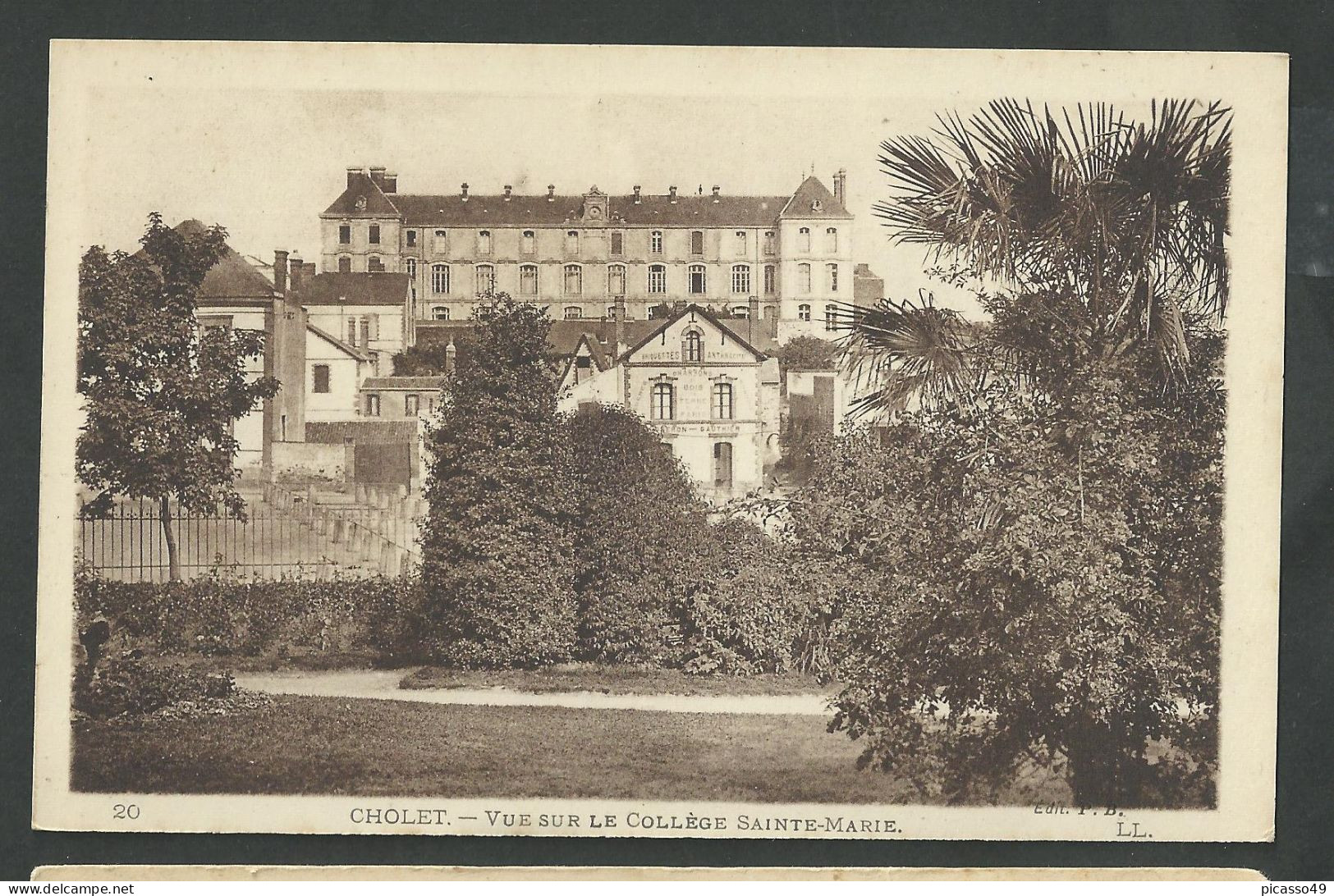 Maine Et Loire , Cholet , Vue Sur Le Collège Sainte Marie - Cholet