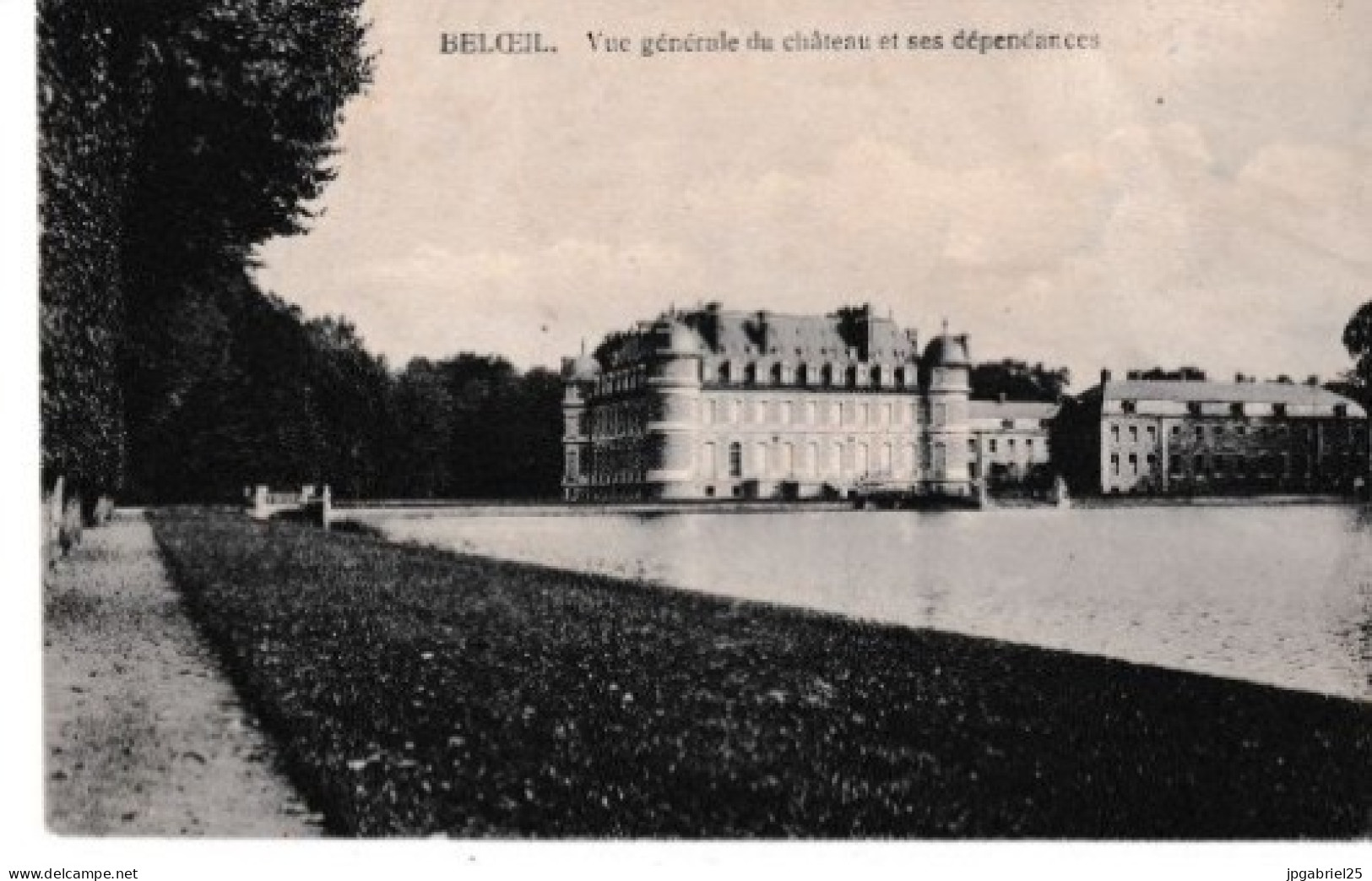 LAP Beloeil Vue Generale Du Chateau Et Des Dependances - Beloeil