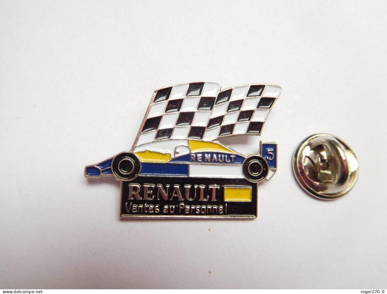 Beau Pin's , Auto Renault F1 , Ventes Au Personnel , Verso Quadrillé - Renault