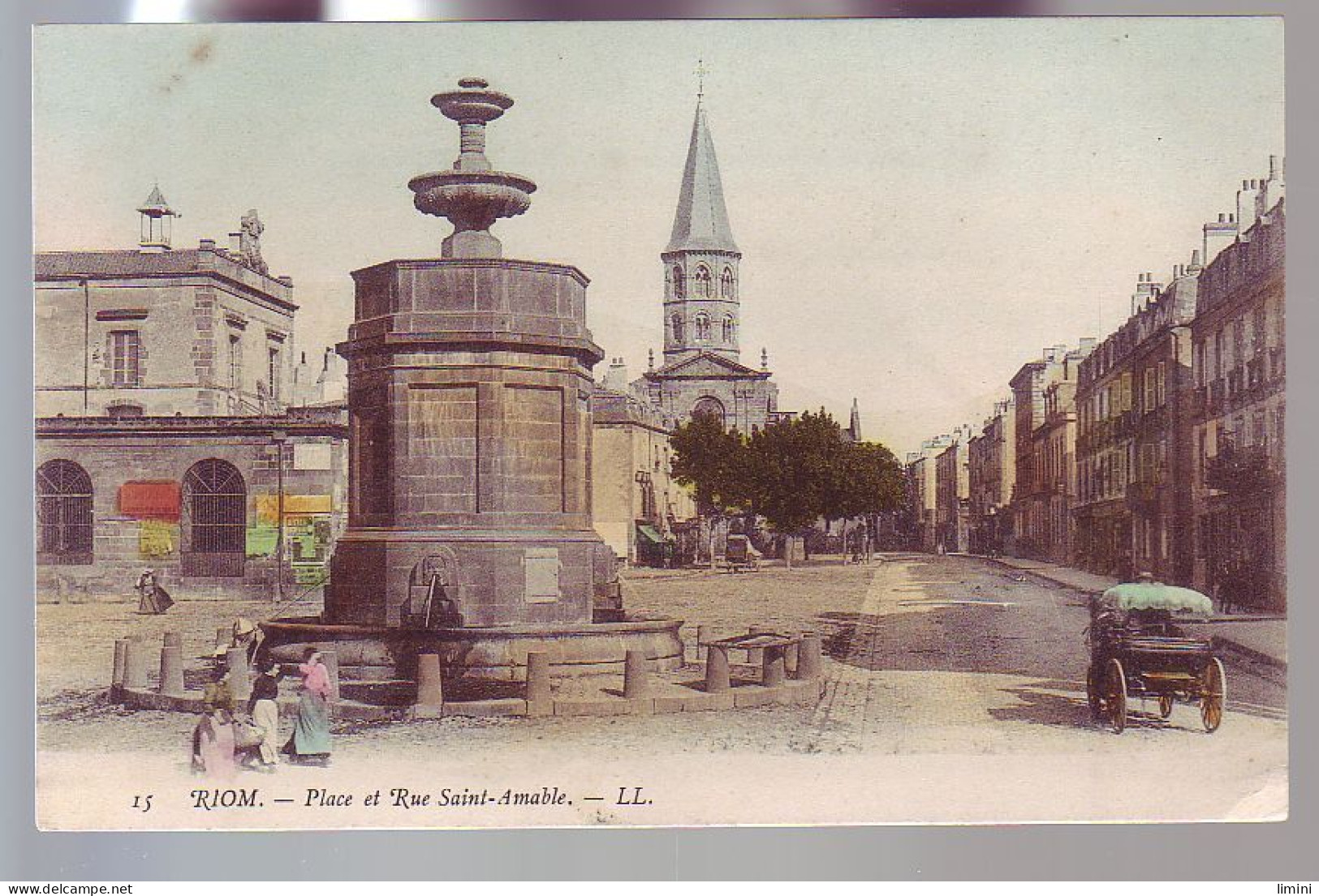 63 - RIOM - PLACE ET RUE SAINT AIMABLE - COLORISÉE - ATTELAGE - - Riom