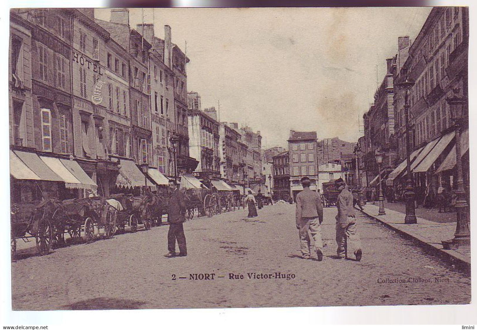 79 - NIORT - RUE VICTOR HUGO - ATELAGE - ANIMÉE - - Niort