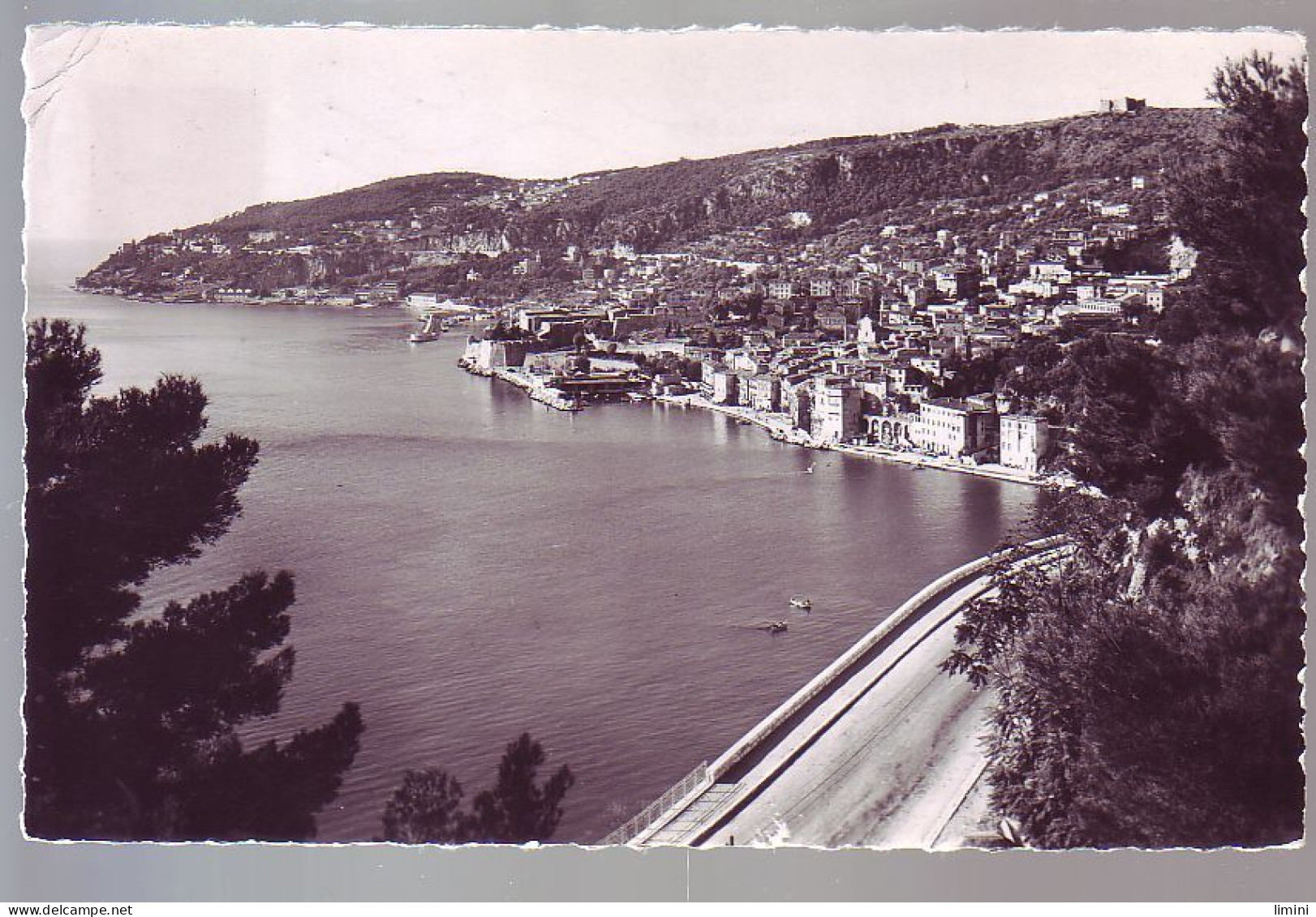 06 - VILLEFRANCHE-sur-MER - VUE GÉNÉRALE - LA RADE - - Villefranche-sur-Mer