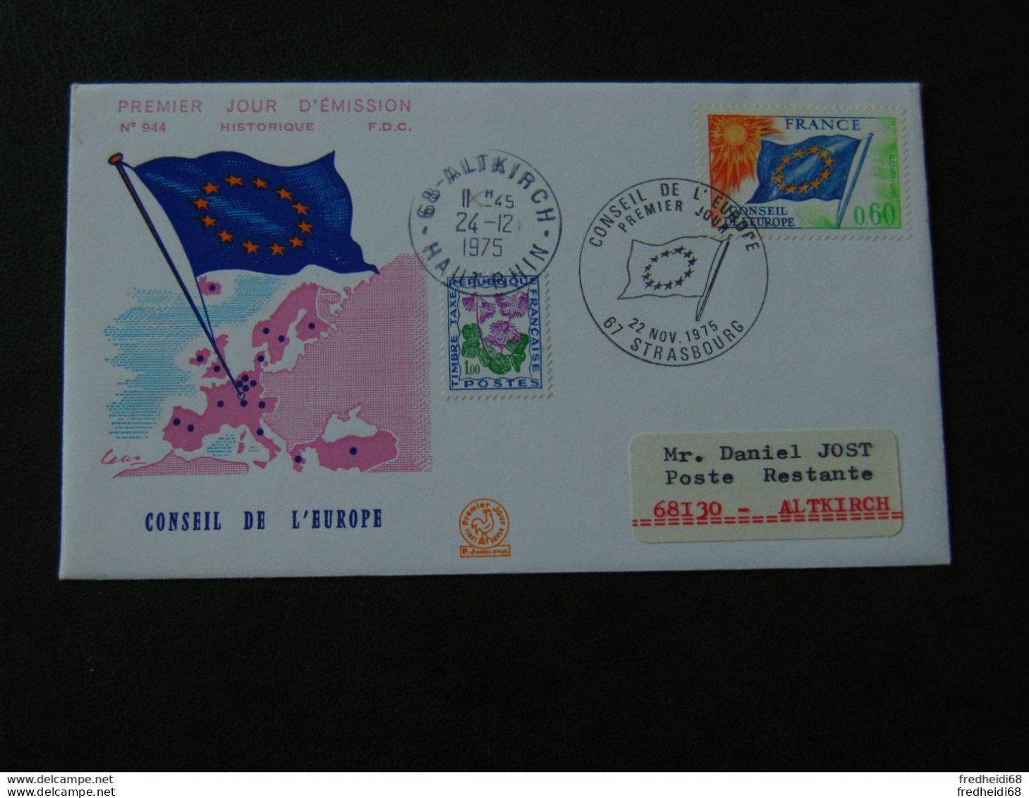 Petit Lot D'une Enveloppe + Carte Maximum Toutes Deux Ayant Réellement Circulé Avec Timbres Conseils De L'Europe Taxées - 1970-1979