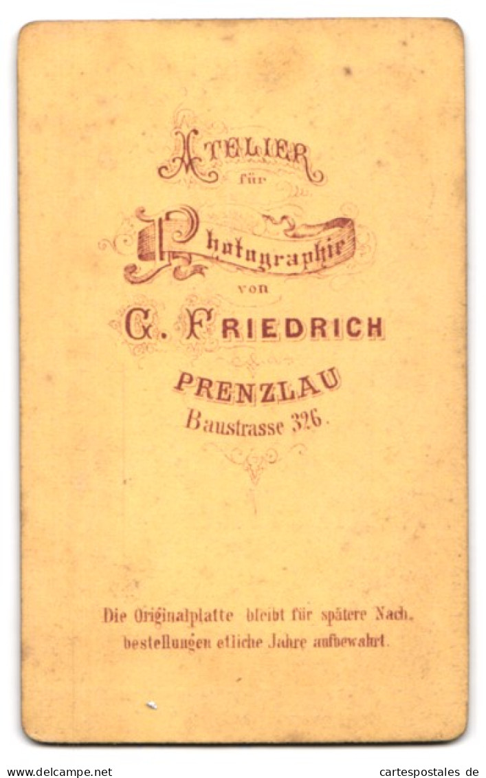 Fotografie G. Friedrich, Prenzlau, Baustrasse 326, Junge Mit Brille Im Hellen Anzug  - Anonymous Persons