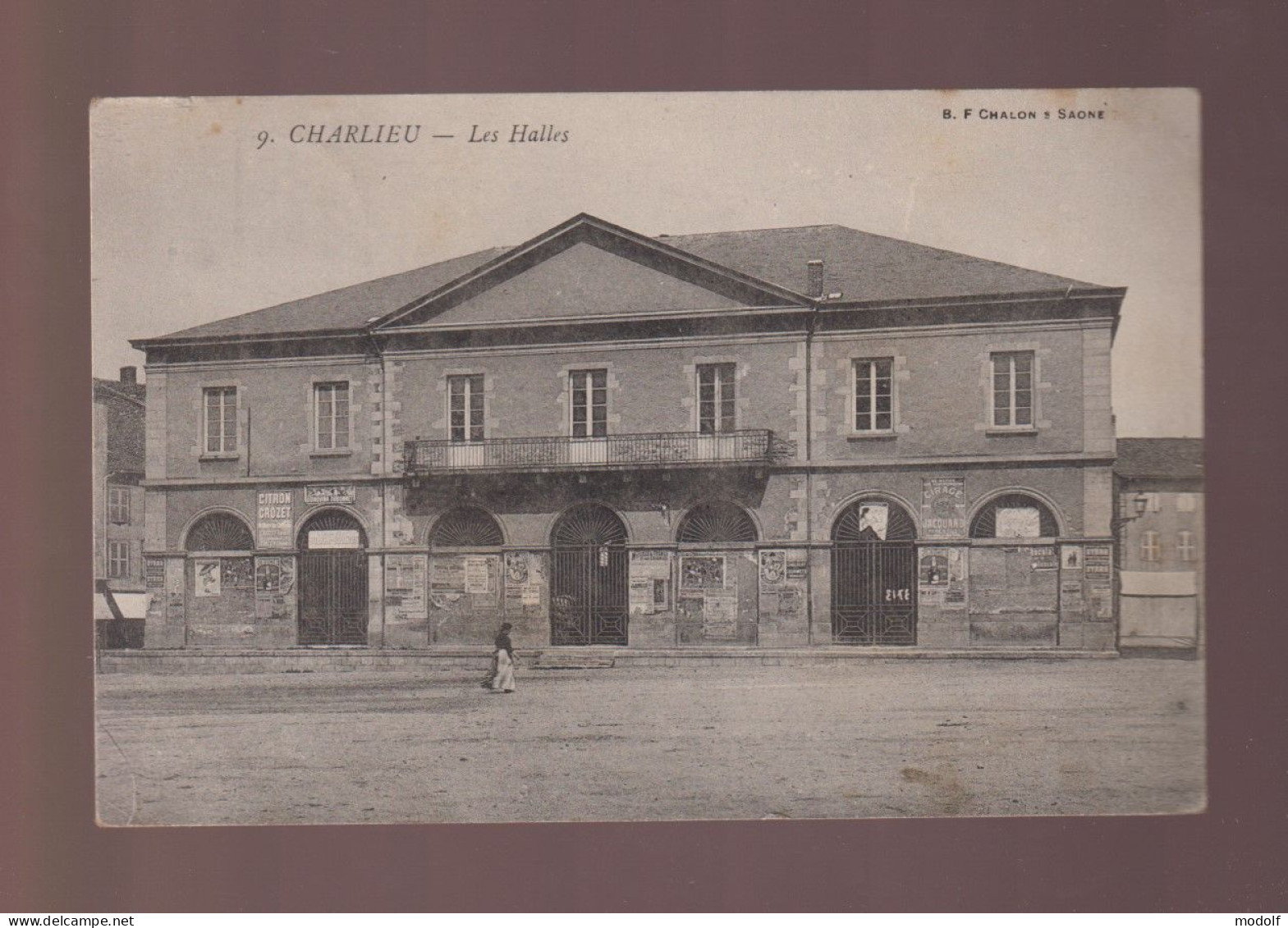 CPA - 42 - Charlieu - Les Halles - Circulée En 1904 - Charlieu