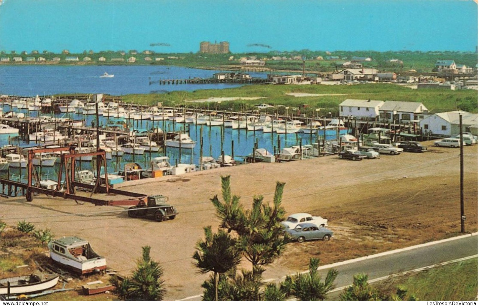 ETATS-UNIS - Cape May Harbor Utsch's Dock In Foreground - Cape May - New Jersey - Voitures - Bateaux - Carte Postale - Other & Unclassified