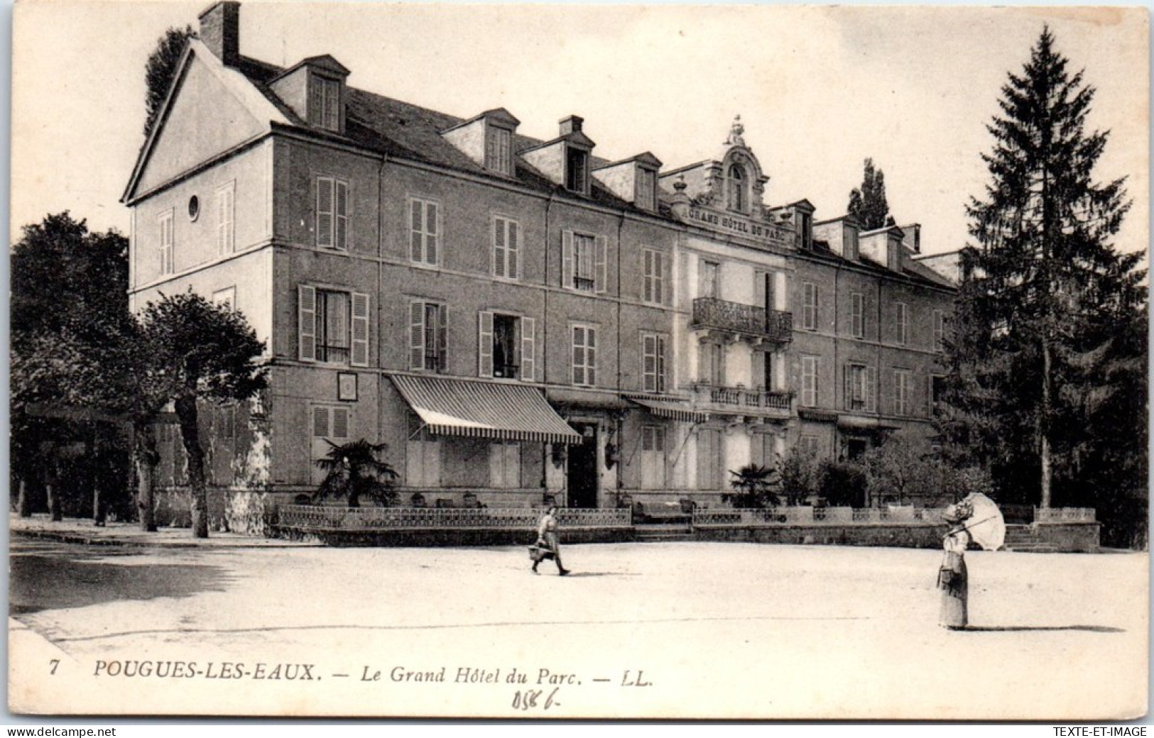 58 POUGUES LES EAUX - Le Grand Hotel Du Parc. - Pougues Les Eaux