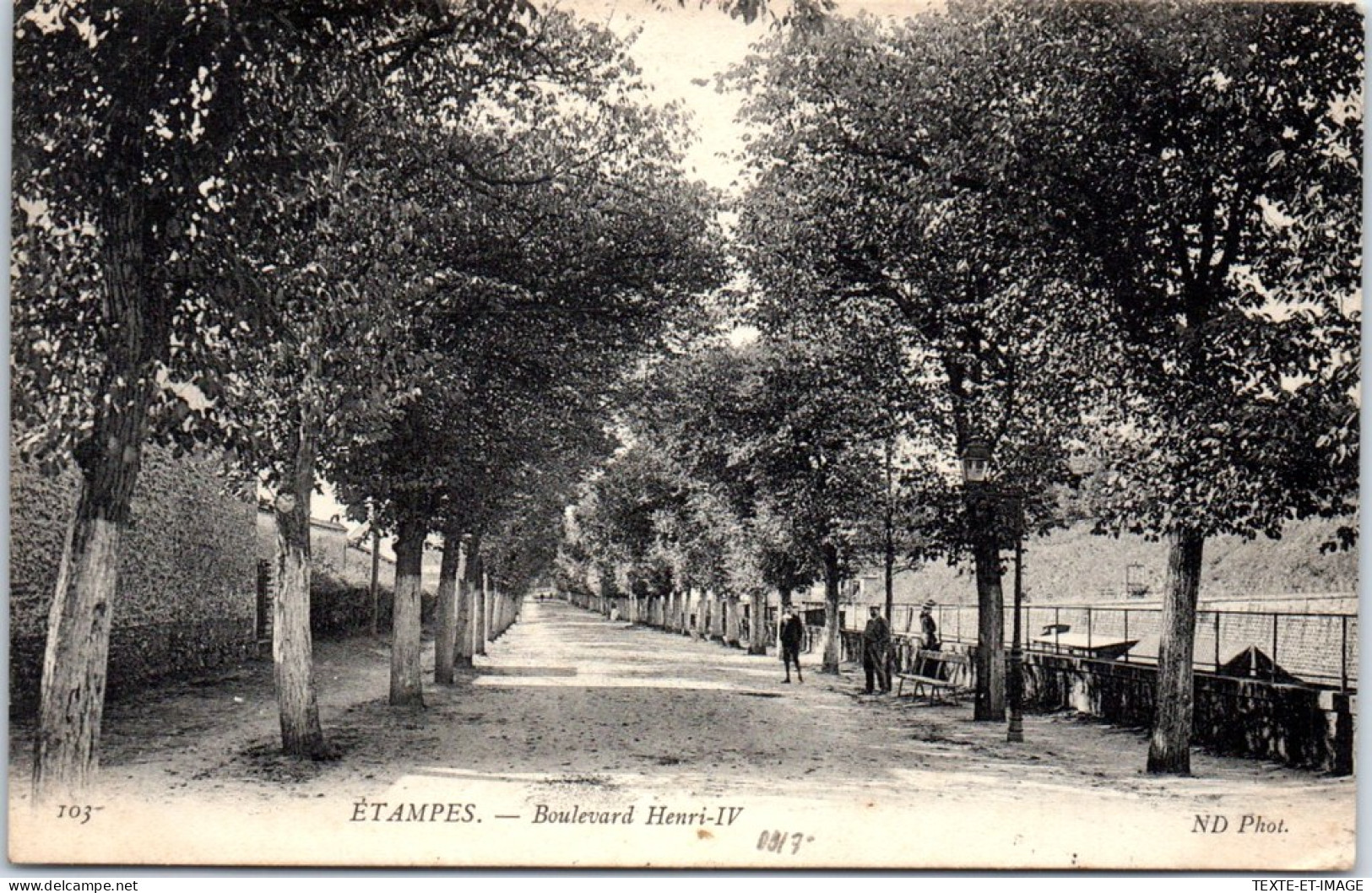 91 ETAMPES - Vue Du Boulevard Henri IV - Etampes