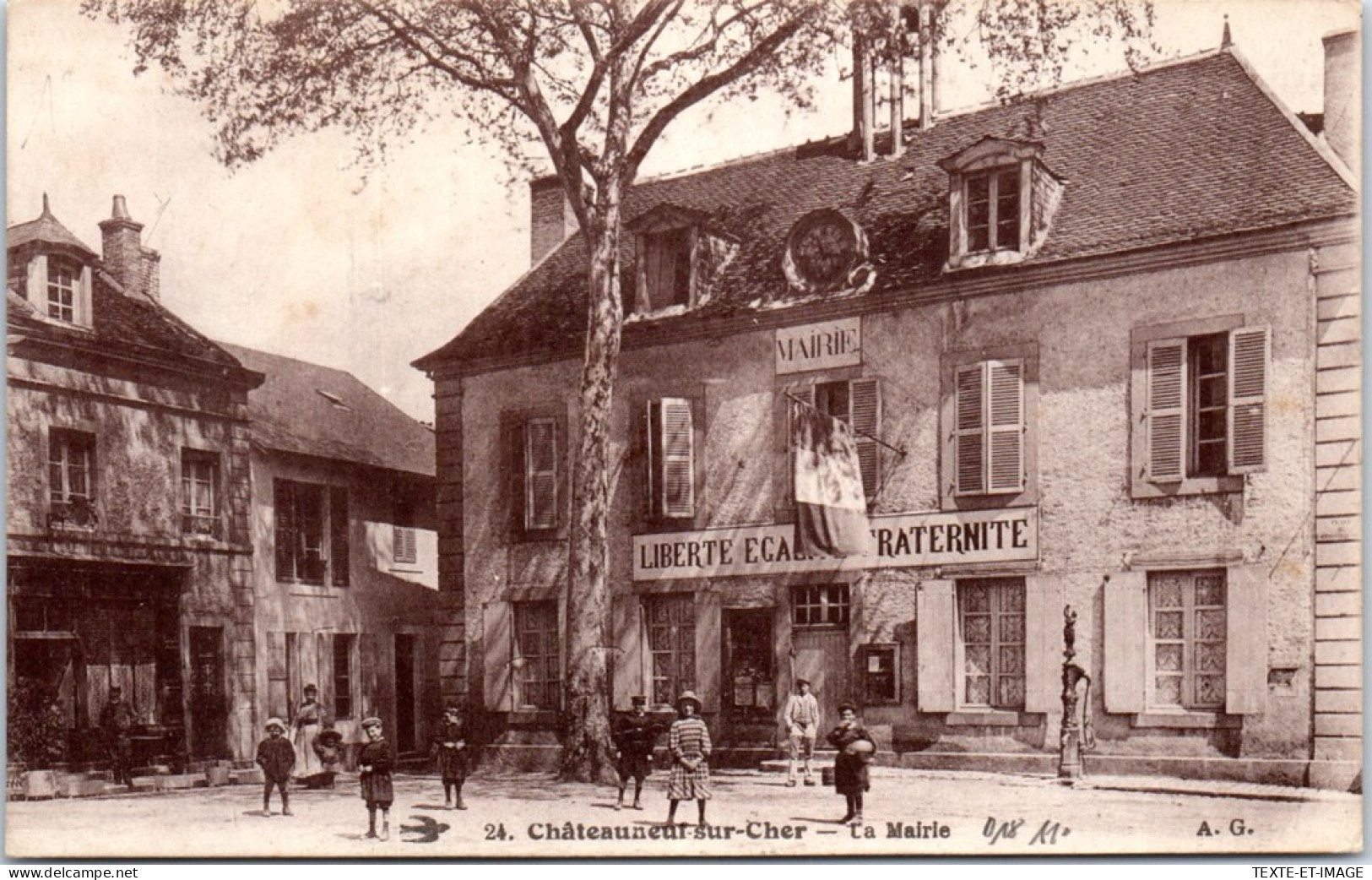 18 CHATEAUNEUF SUR CHER - La Mairie  - Chateauneuf Sur Cher