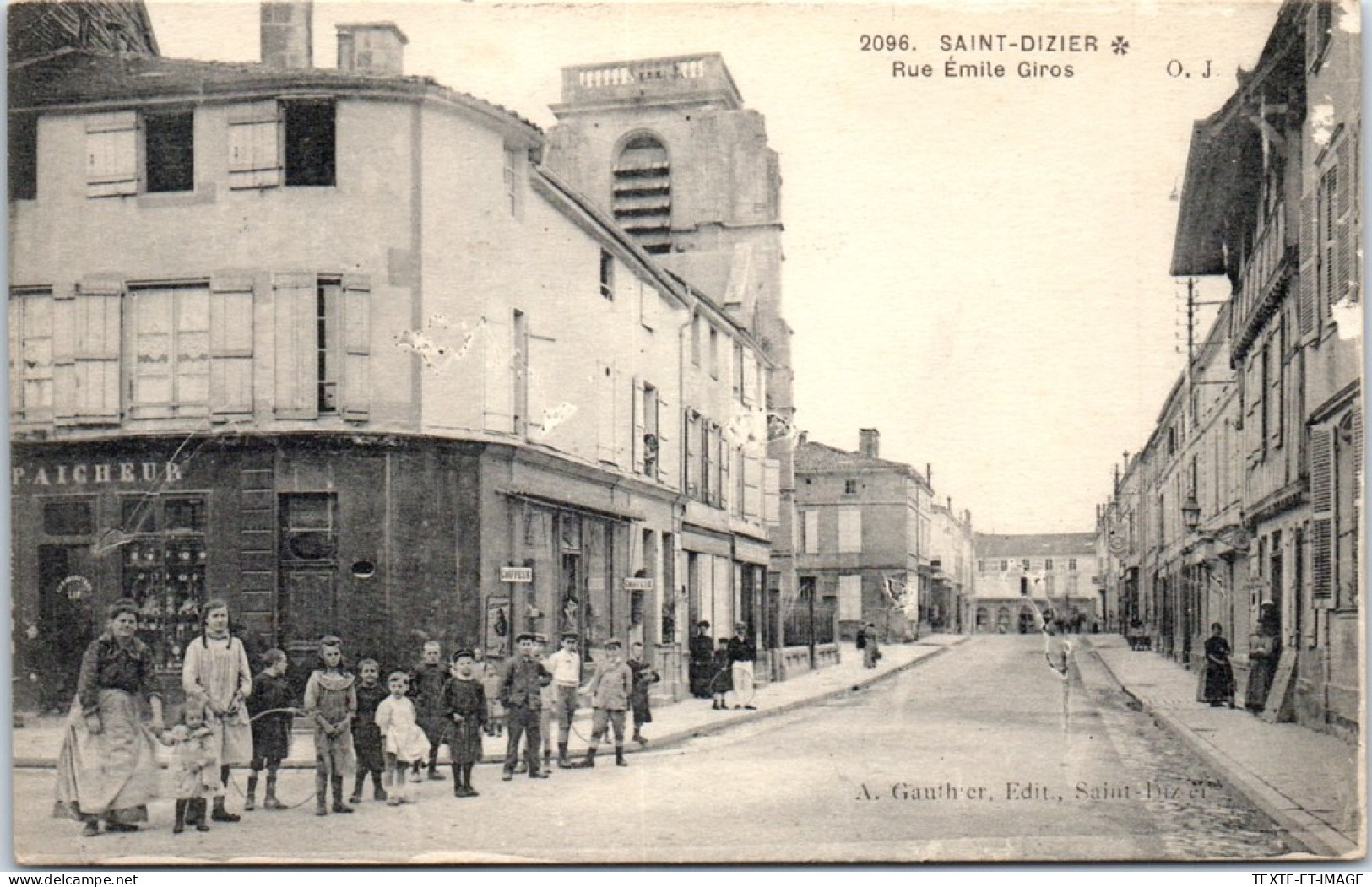 52 SAINT DIZIER - La Rue Emile Gros  - Saint Dizier