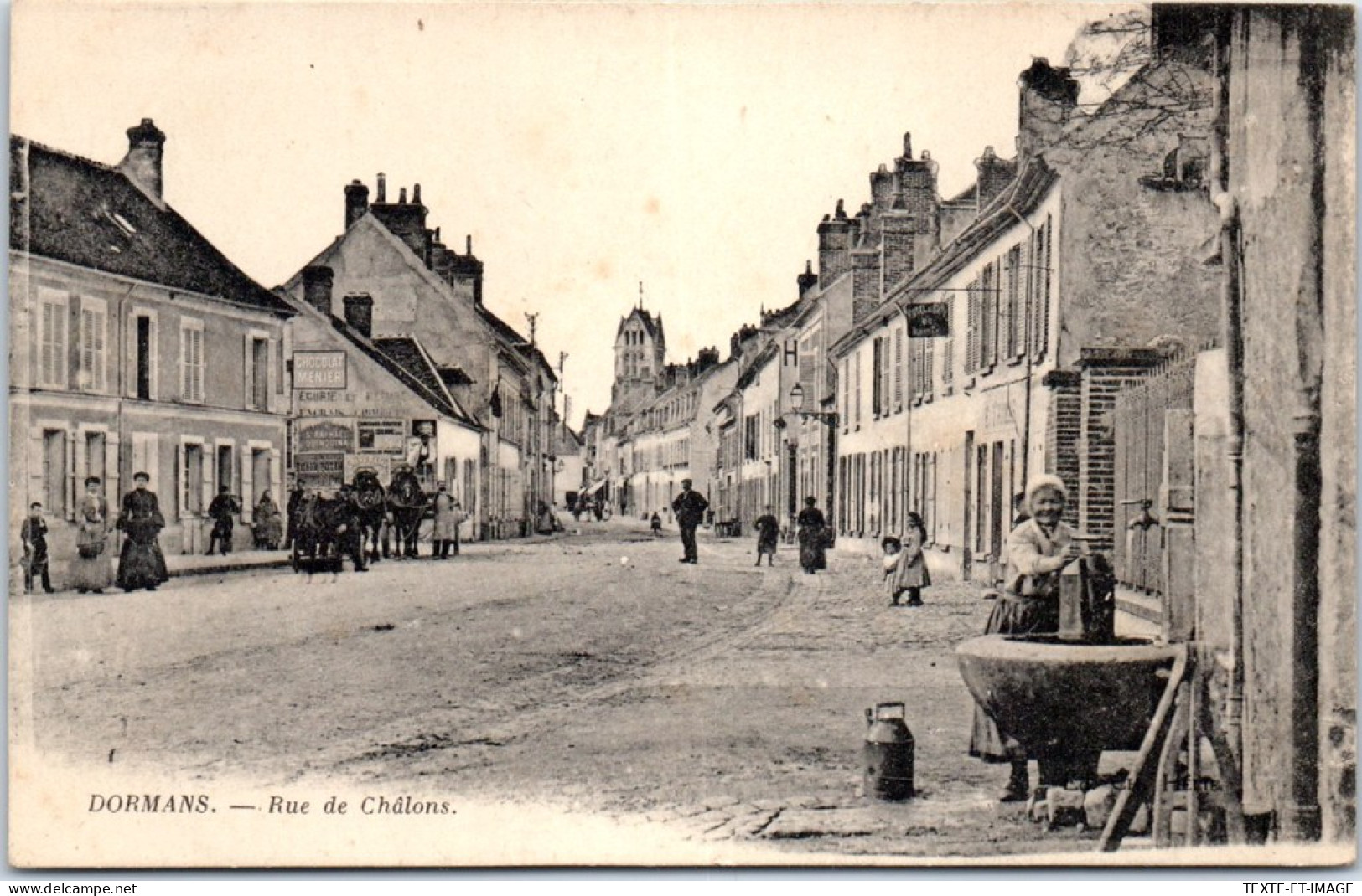 51 DORMANS - La Rue De Chalons  - Dormans