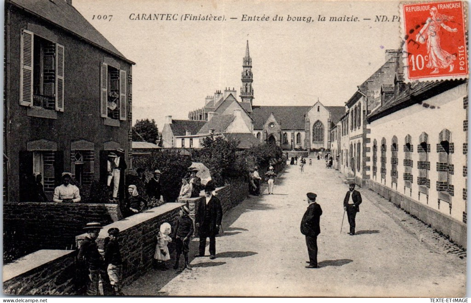 29 CARANTEC - Entree Du Bourg, La Mairie  - Carantec