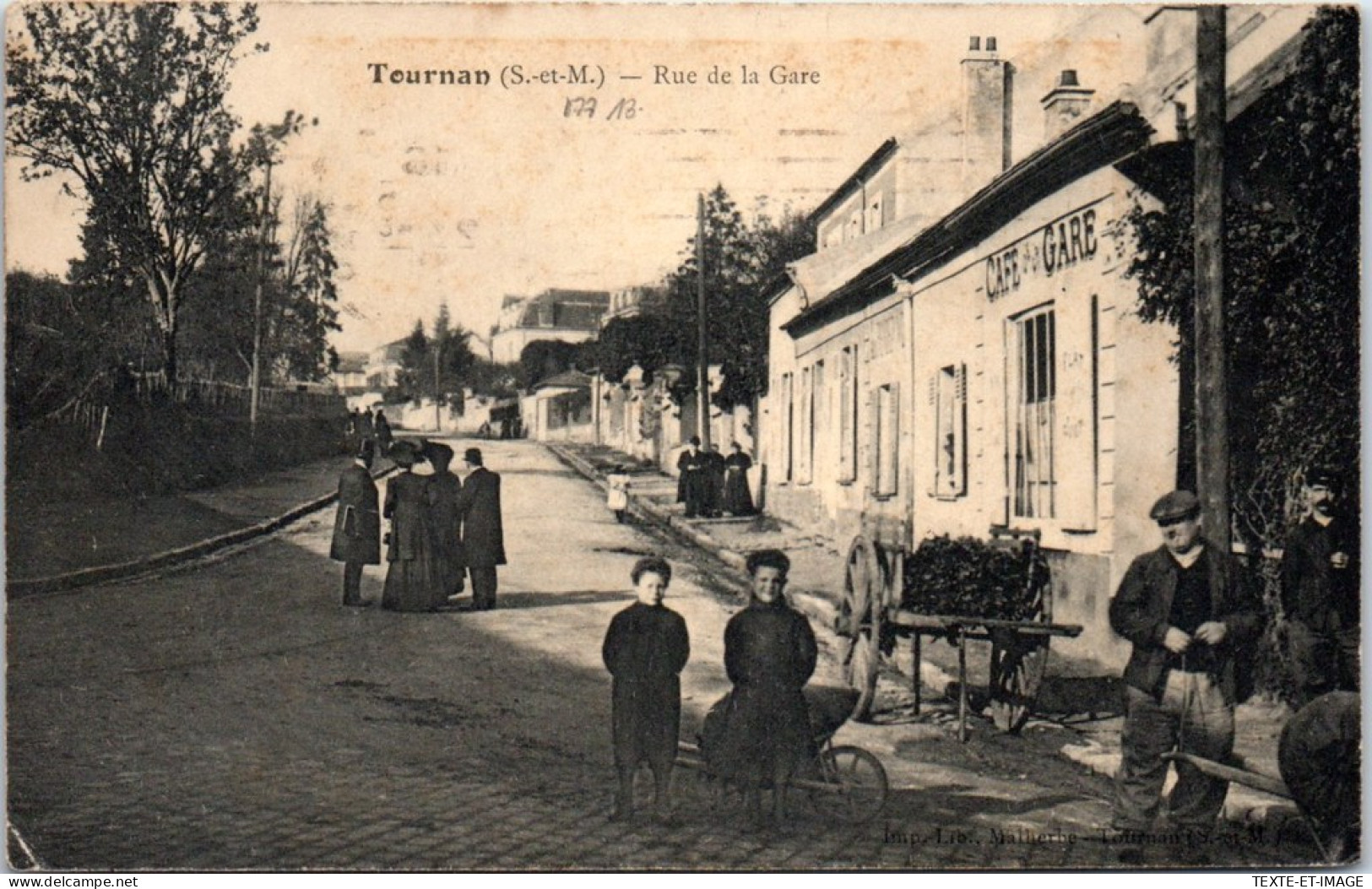 77 TOURNAN - La Rue De La Gare. - Tournan En Brie