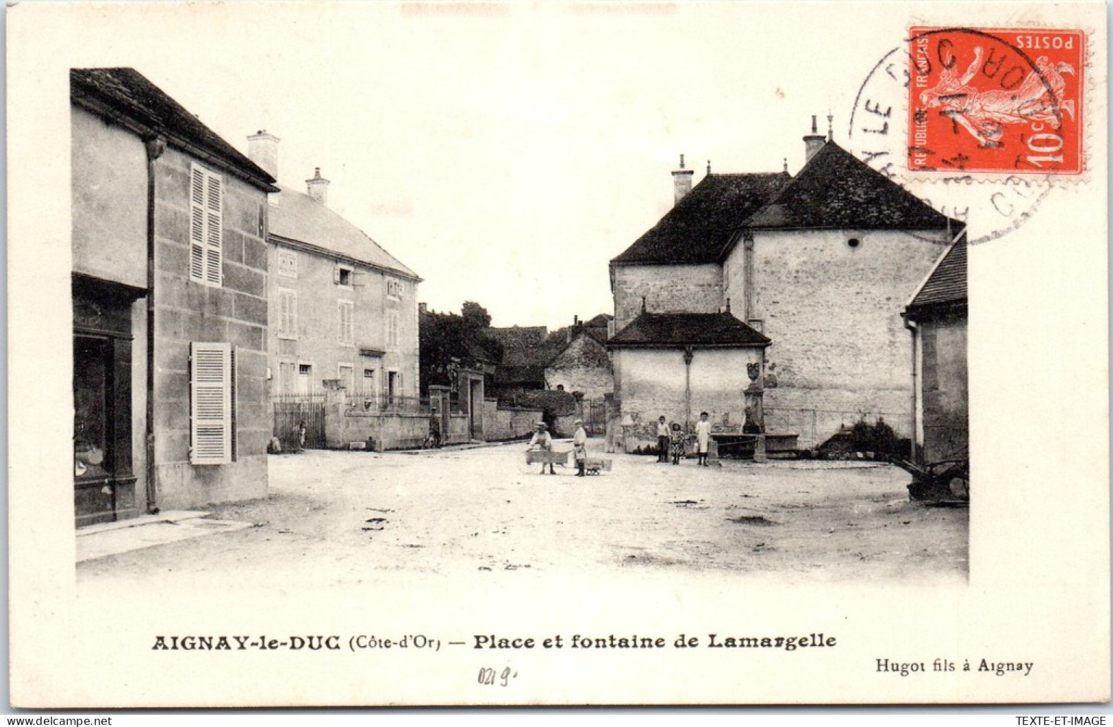 21 AIGNAY LE DUC - Place Et Fontaine De Lamargelle  - Aignay Le Duc
