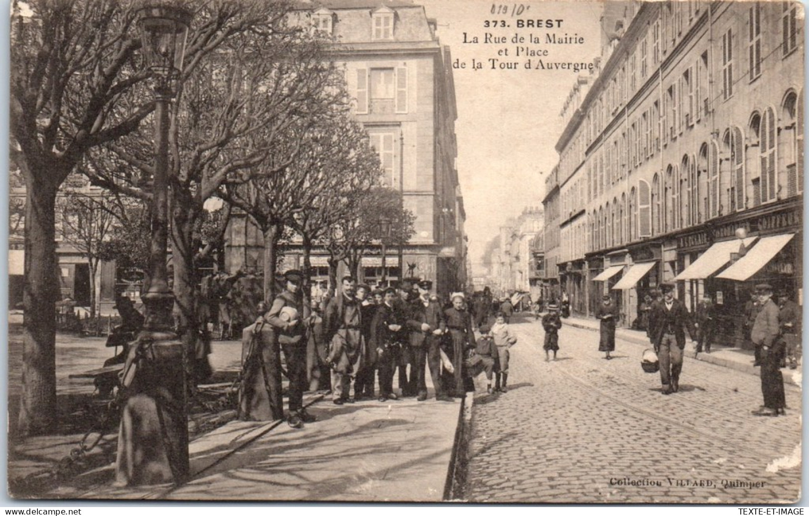 29 BREST - La Rue De La Mairie Et Place De La Tour D'auvergne - Brest