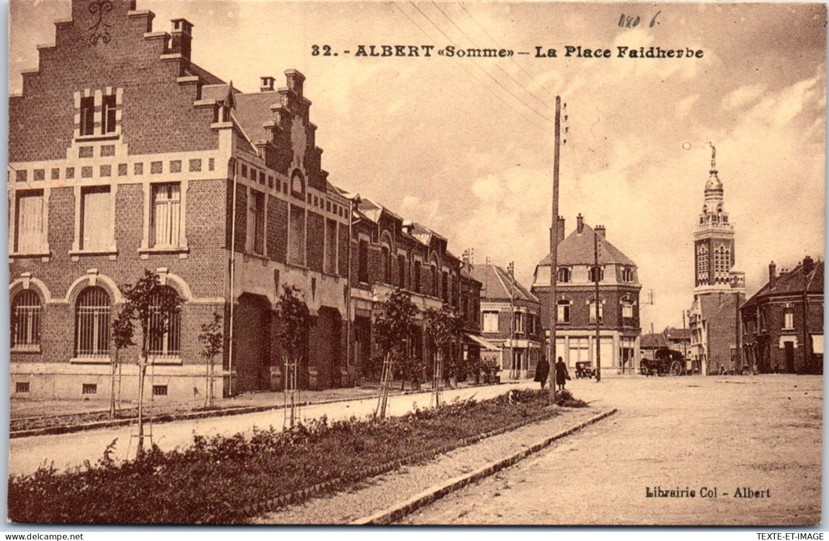 80 ALBERT - La Place Faidherbe  - Albert