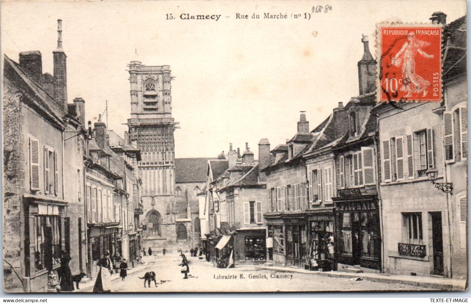 58 CLAMECY - La Rue Du Marche. - Clamecy