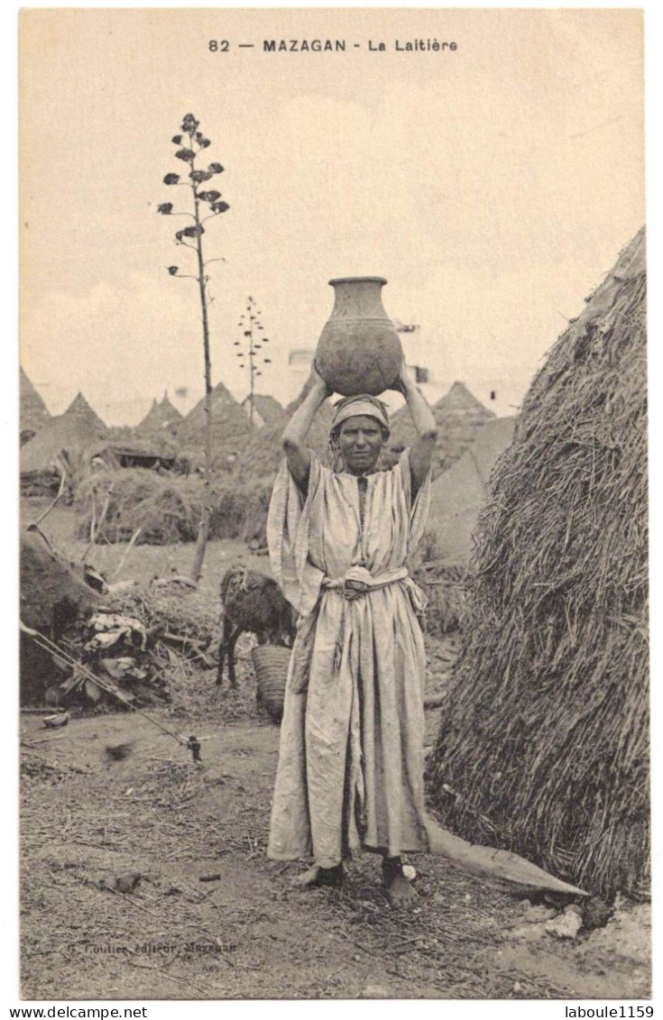 AFRIQUE DU NORD MAGHREB MAROC MAZAGAN EL JADIDA : RARE CPA DE LA LAITIERE ARTISANAT PETIT METIER D'ANTAN DE LA FERME - Artisanat