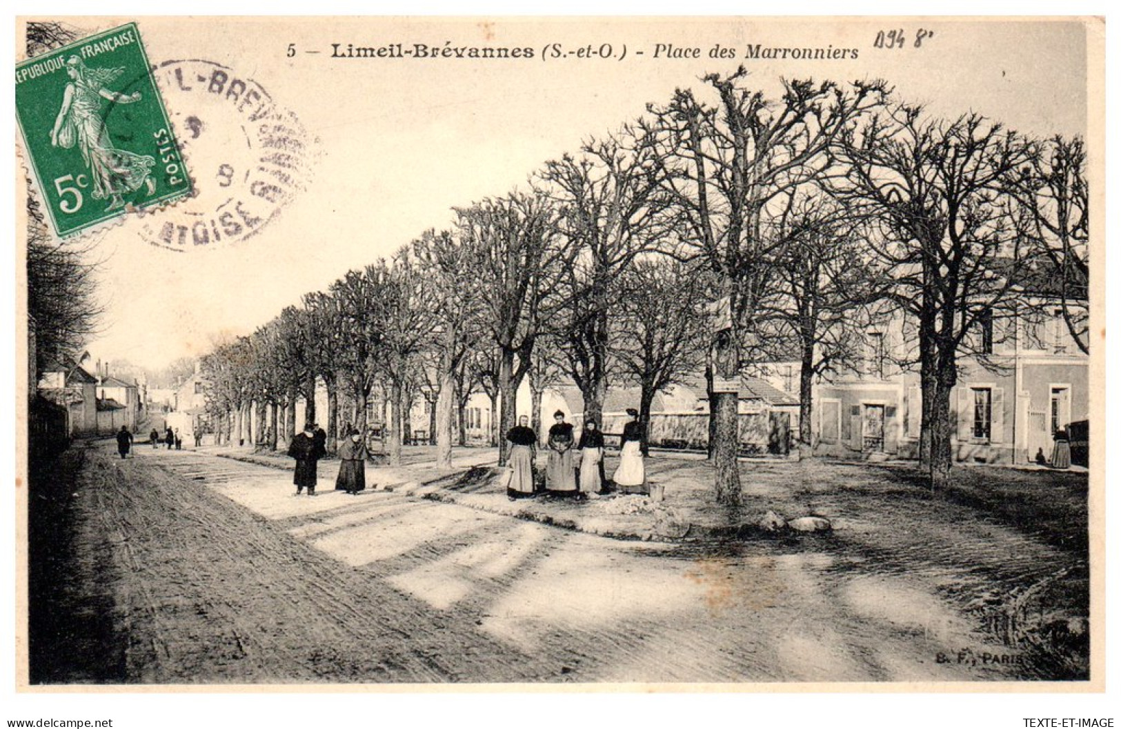 94 LIMEIL BREVANNES - La Place Des Marronniers. - Limeil Brevannes