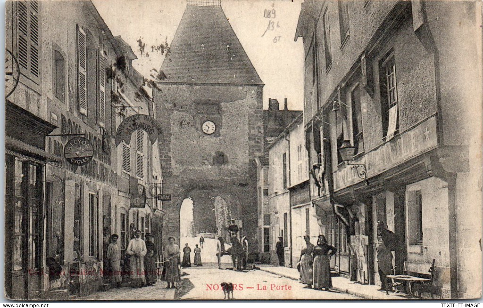 89 NOYERS - La Porte. - Noyers Sur Serein