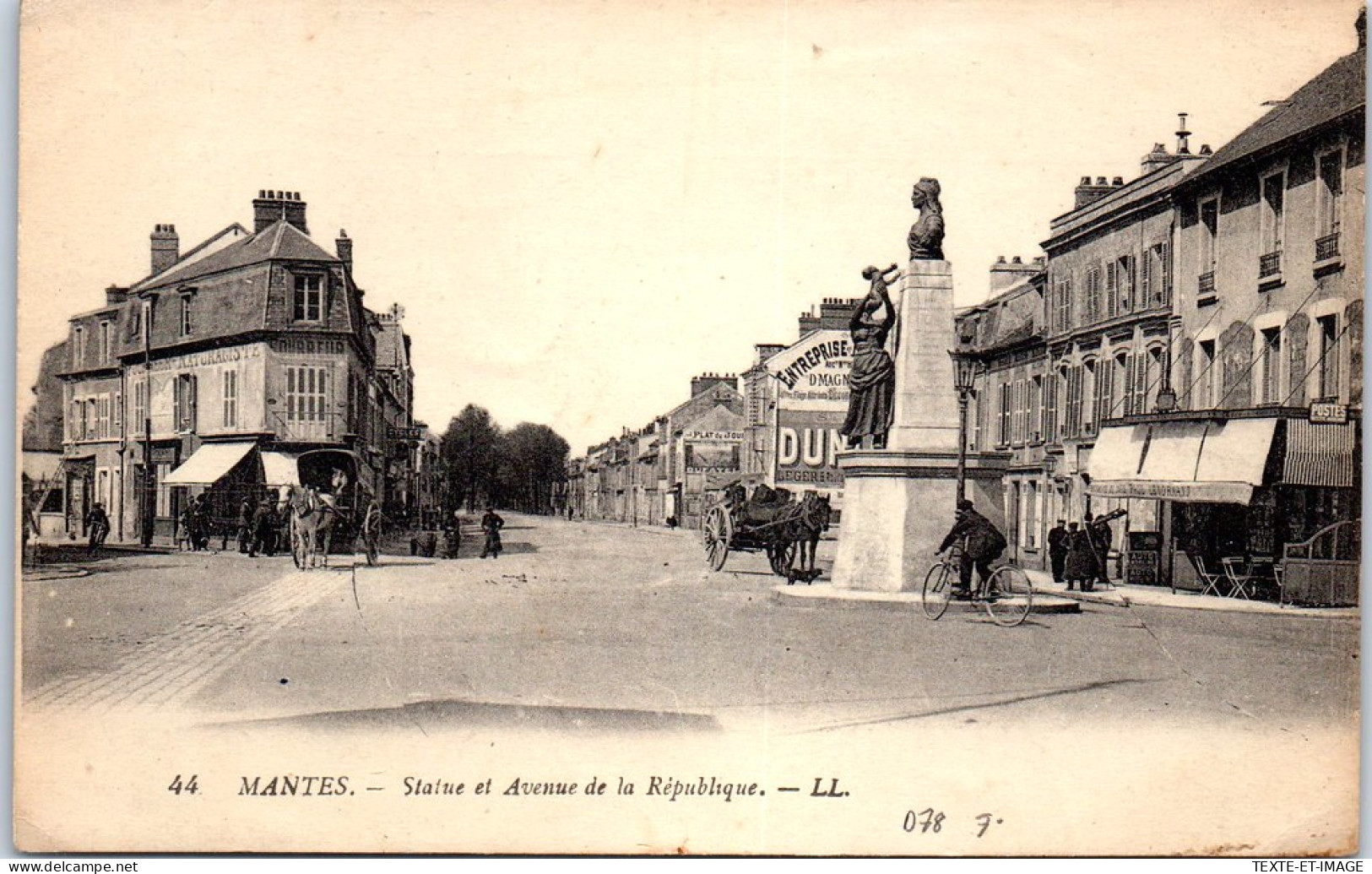 78 MANTES - Statue Et Avenue De La Republique. - Mantes La Jolie