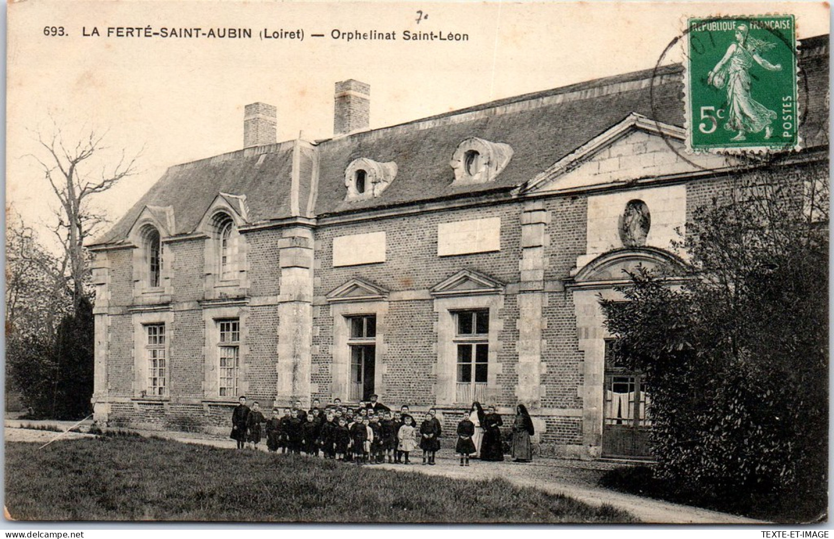 45 LA FERTE SAINT AUBIN - L'orphelinat Saint Leon. - La Ferte Saint Aubin