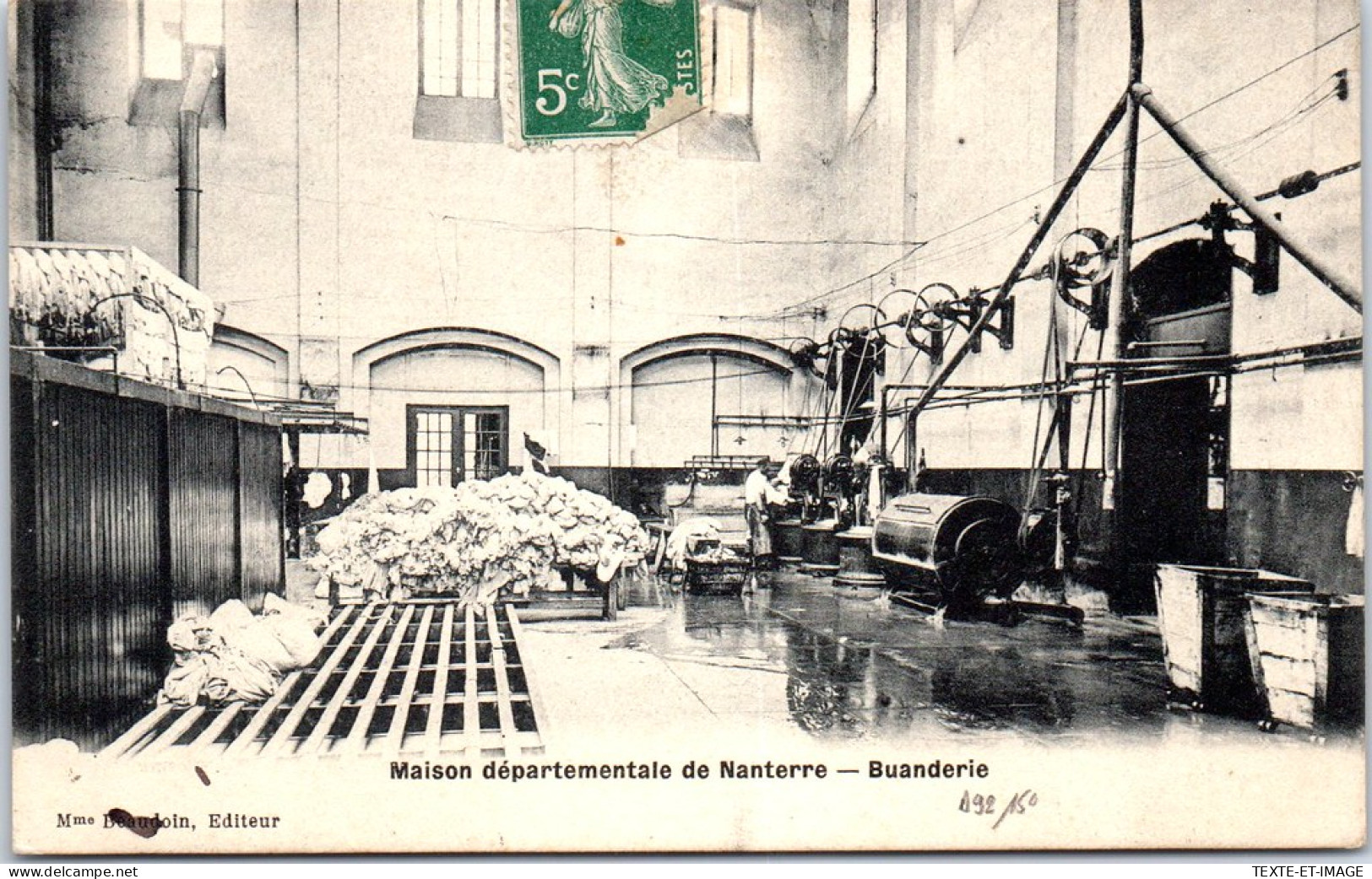 92 NANTERRE - Maison Departement, Buanderie. - Nanterre