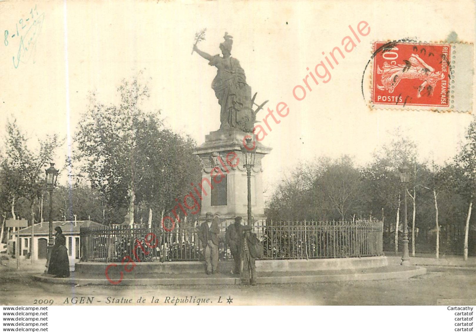 47.  AGEN .  Statue De La République  - Agen