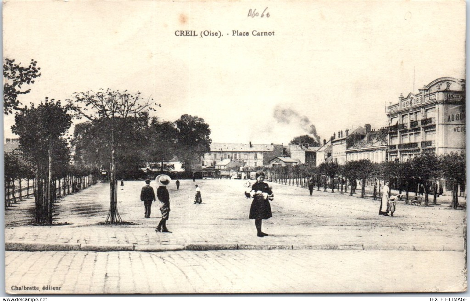 60 CREIL - La Place Carnot. - Creil