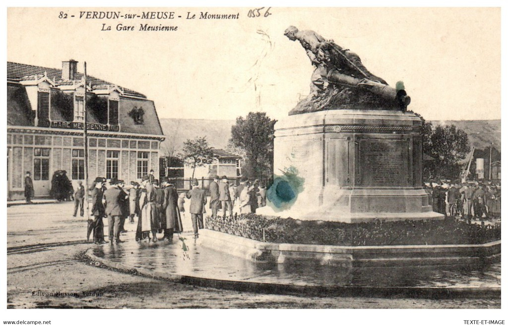 55 VERDUN SUR MEUSE - Le Monument, La Gare Meusienne  - Verdun