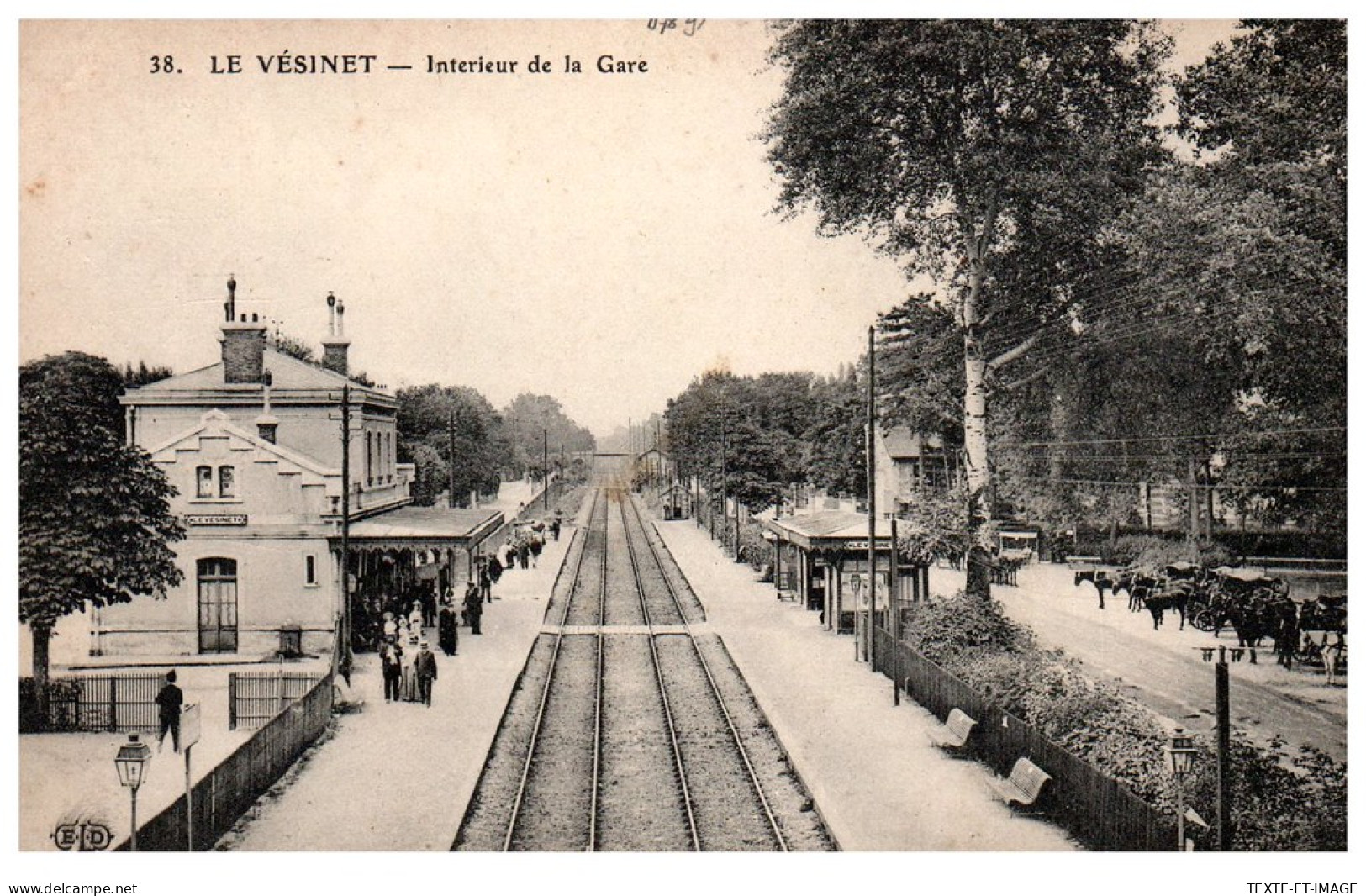 78 LE VESINET - Interieur De La Gare  - Le Vésinet