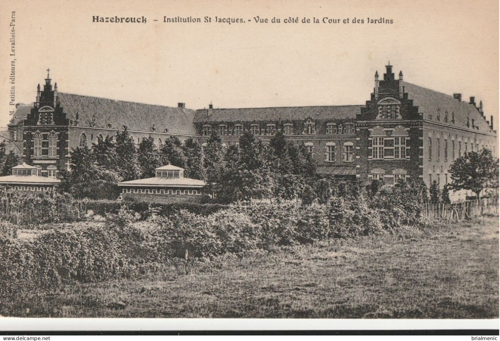 HAZEBROUCK  Institution St Jacques - Hazebrouck