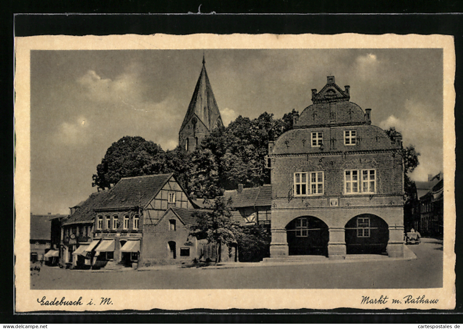 AK Gadebusch I. M., Markt Mit Rathaus Und Kirche  - Gadebusch