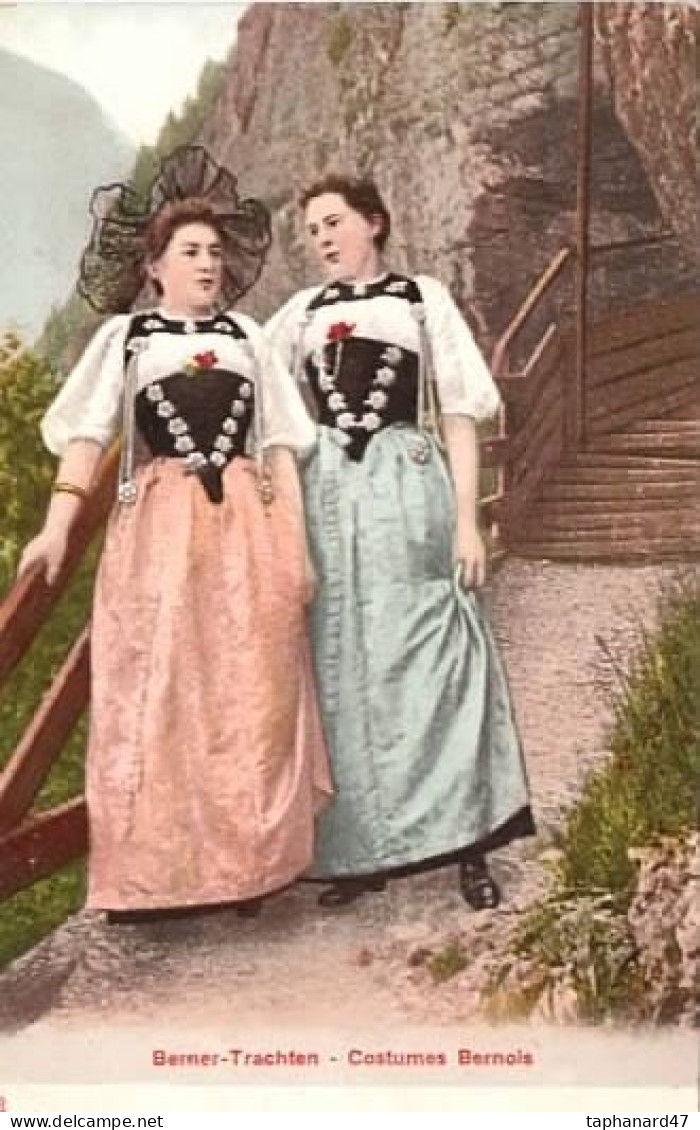 . SUISSE . Berner-Trachten  -  Costumes Bernois . - Costumes