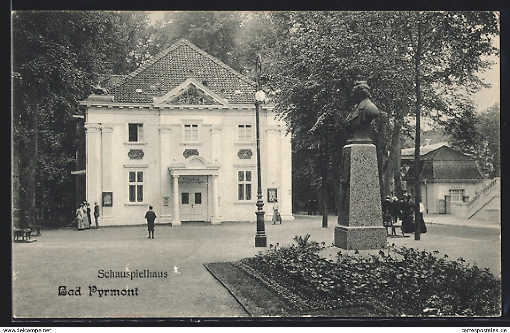 AK Bad Pyrmont, Partie Am Schauspielhaus  - Bad Pyrmont